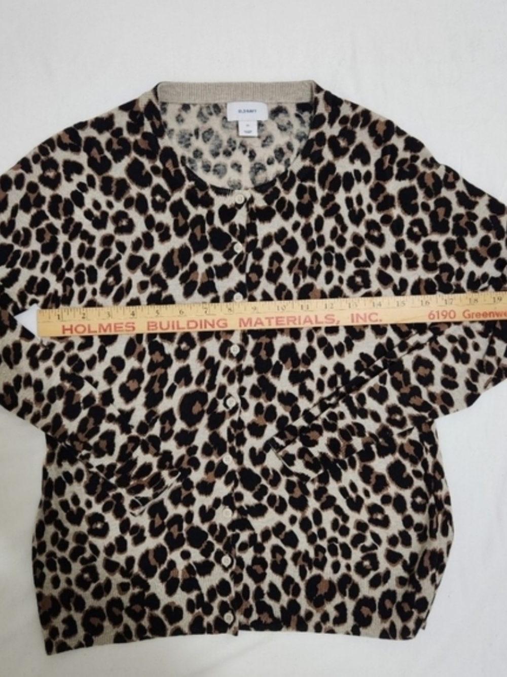 Old Navy Beige and Black Leopard Print Cardigan - Picture 4 of 6